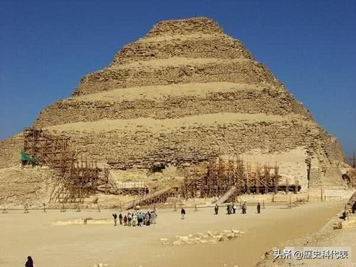 古埃及金字塔建造于