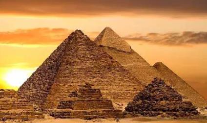 古埃及金字塔建造过程